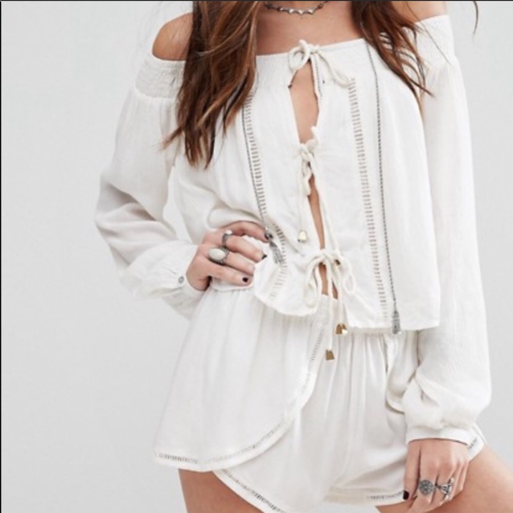 Lovers + friends XS white off the shoulder top